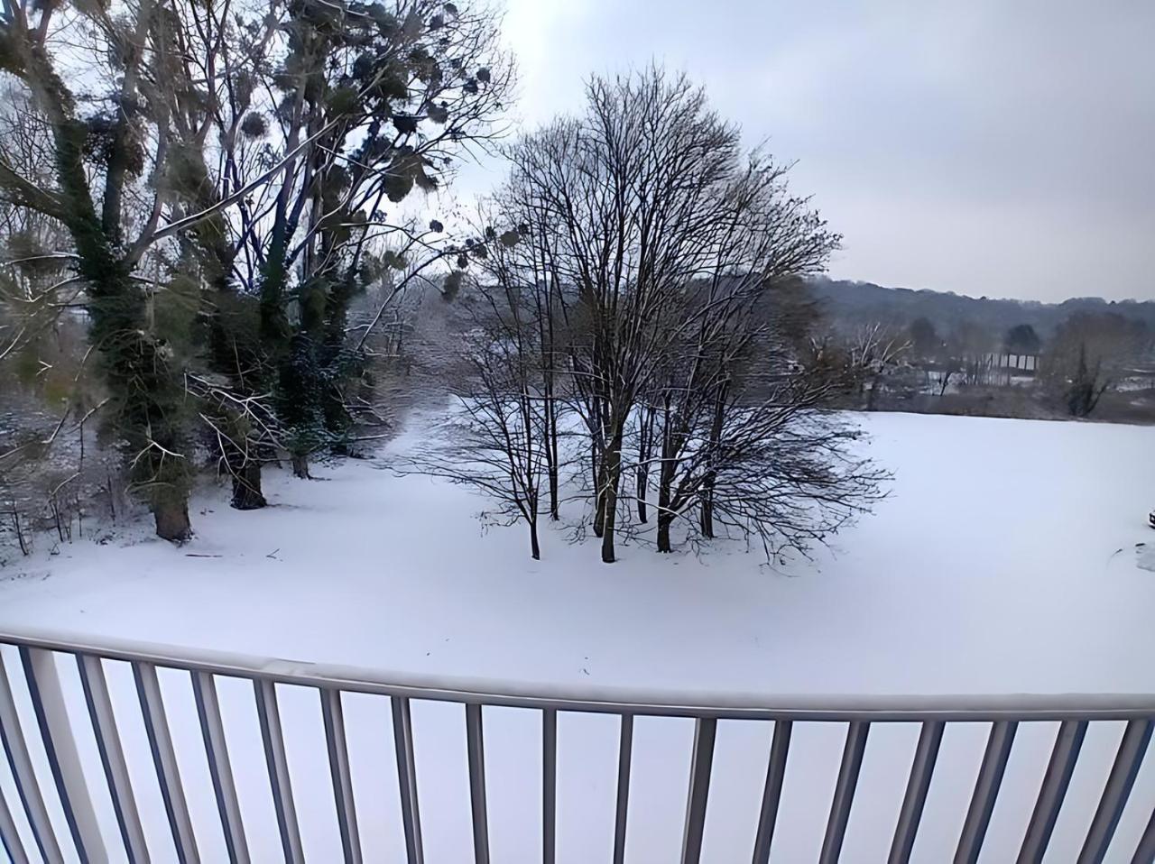 Апартаменти Vue Du Doubs T4 Cosy Tres Bien Situe Audincourt Екстер'єр фото